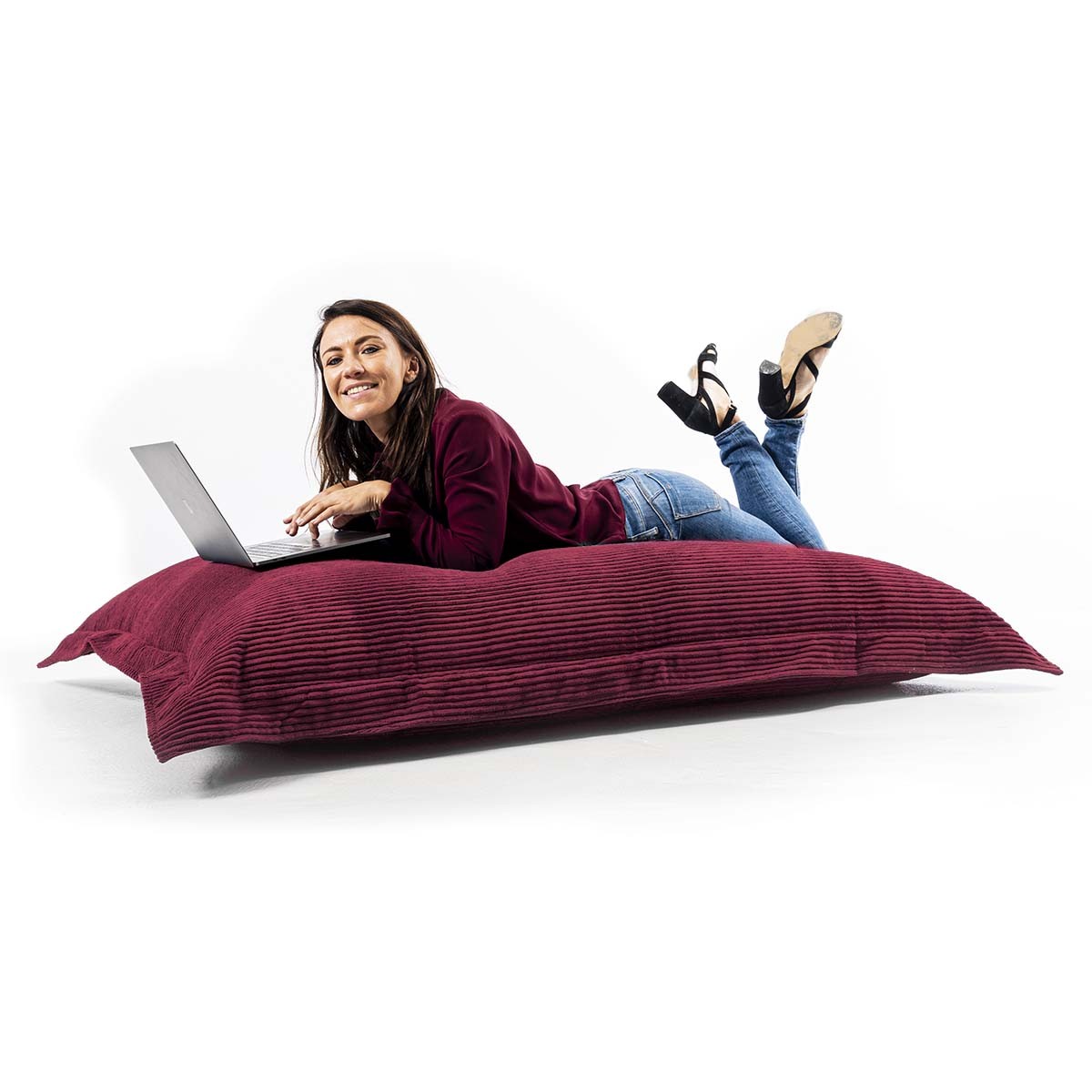 Cord Samt Pouf Kirsche