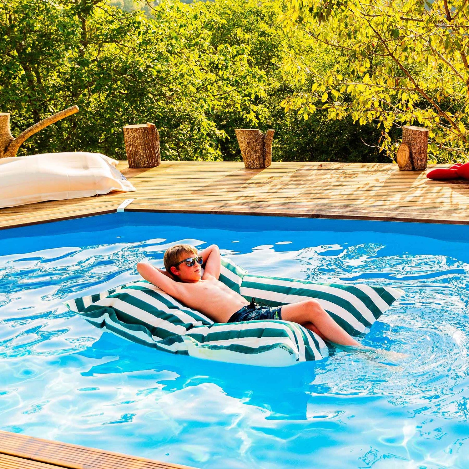 Gestreifter grüner Pool-Pouf Deauville