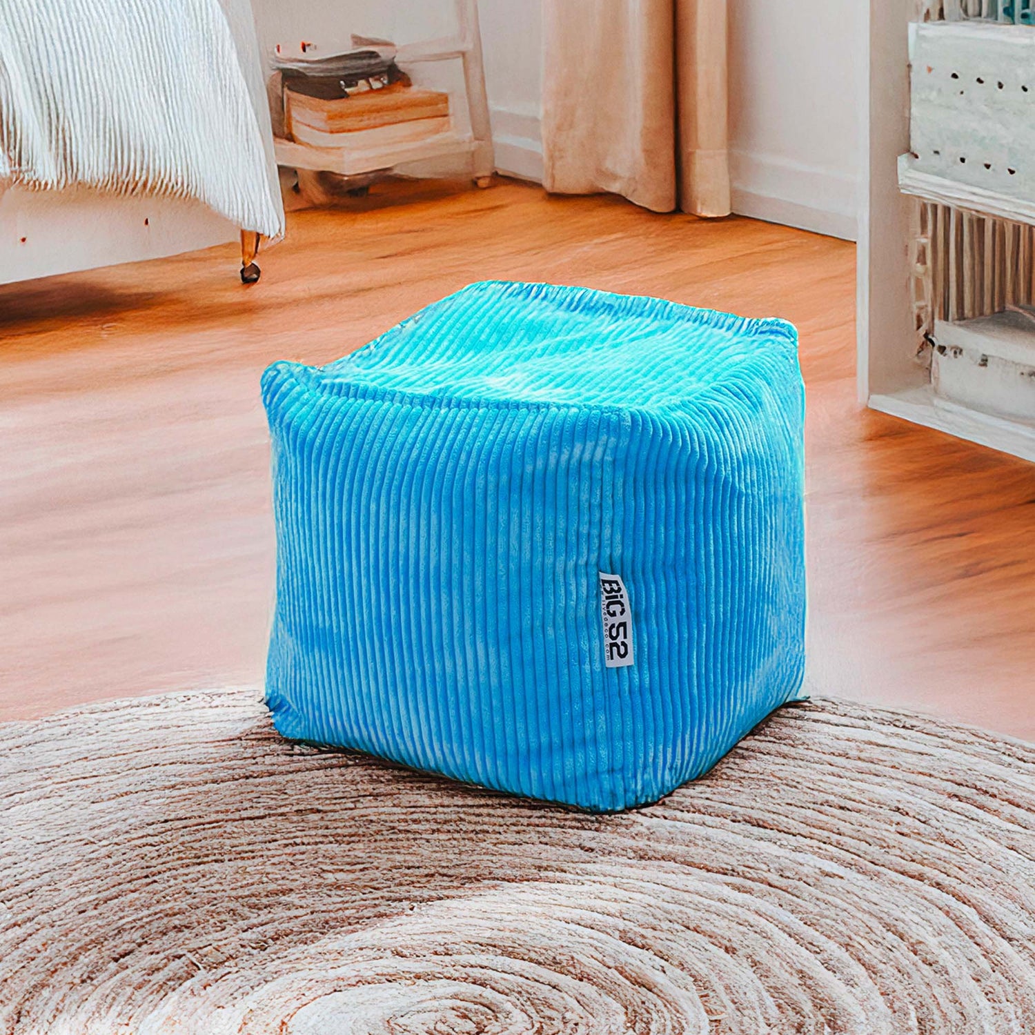 Samt Cord Pouf Würfel Himmelblau