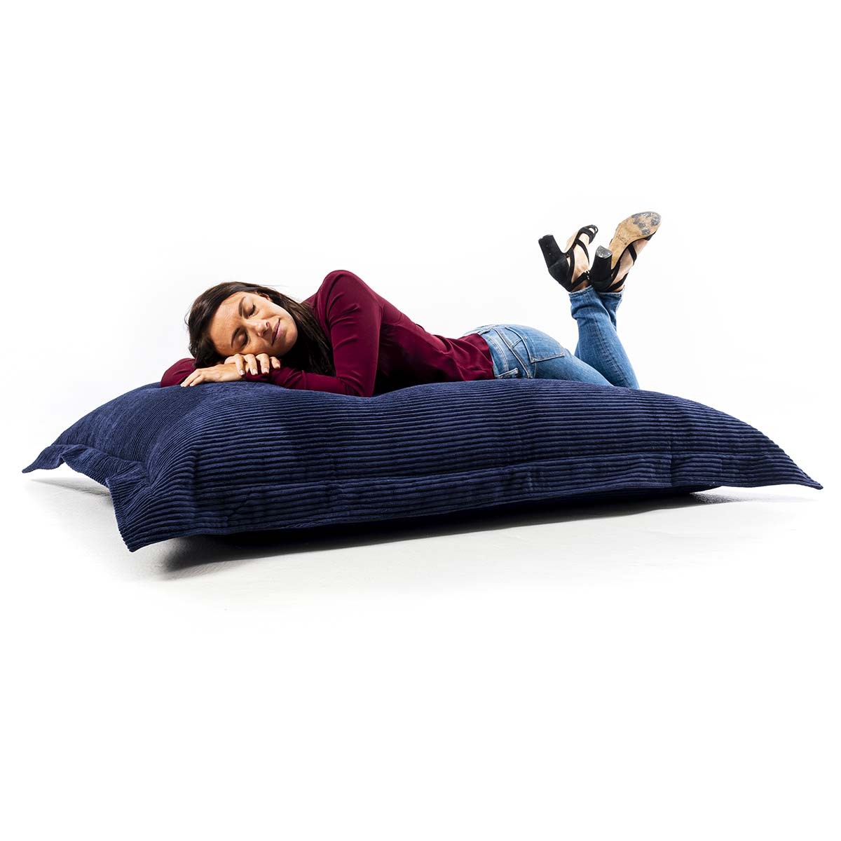 Cord-Pouffe aus Samt in Marineblau