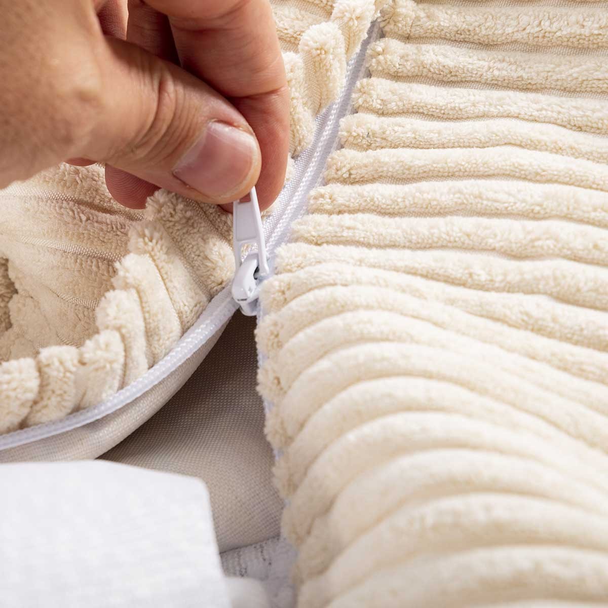 Samt Cord Beiger Sitzsack Pouf