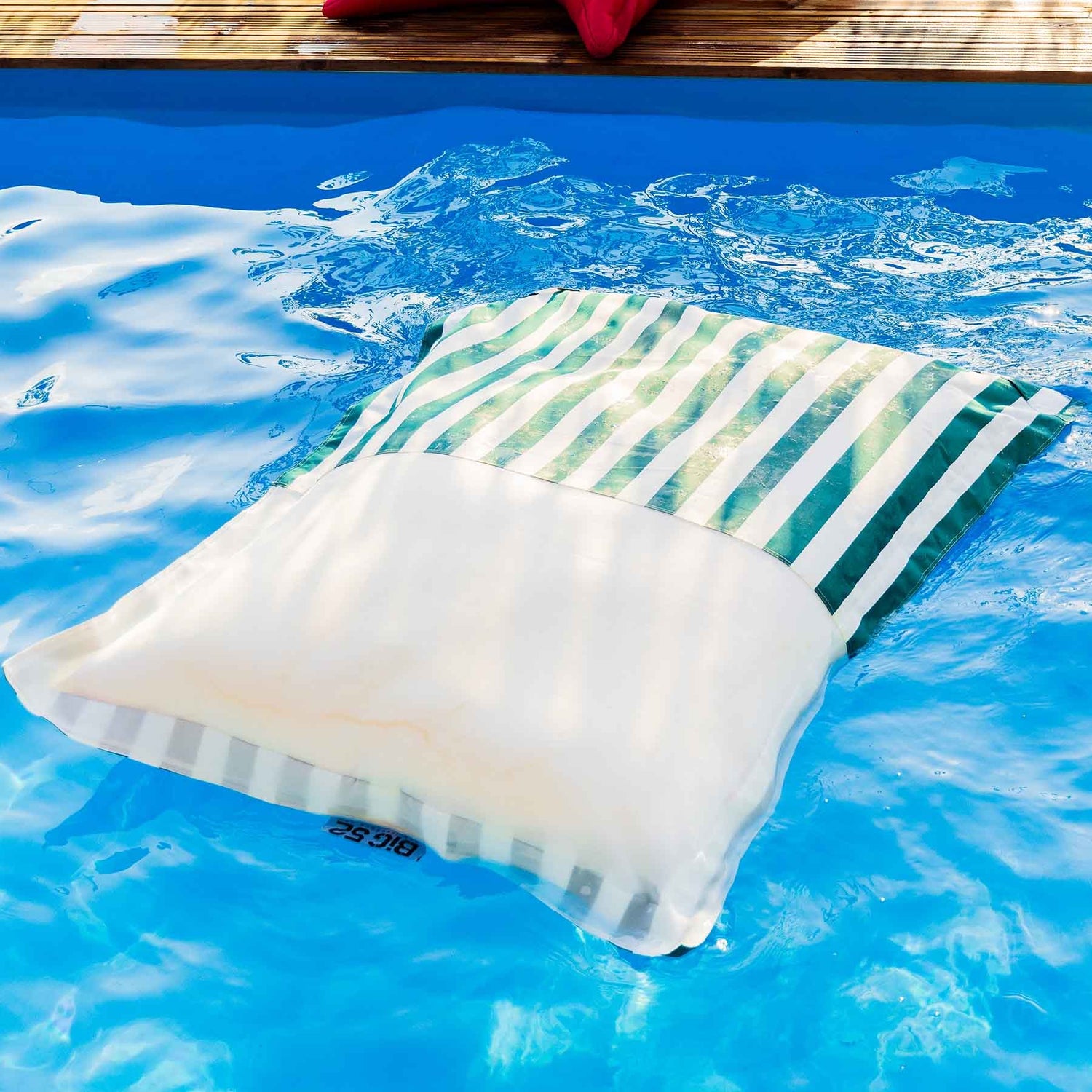 Gestreifter grüner Pool-Pouf Deauville