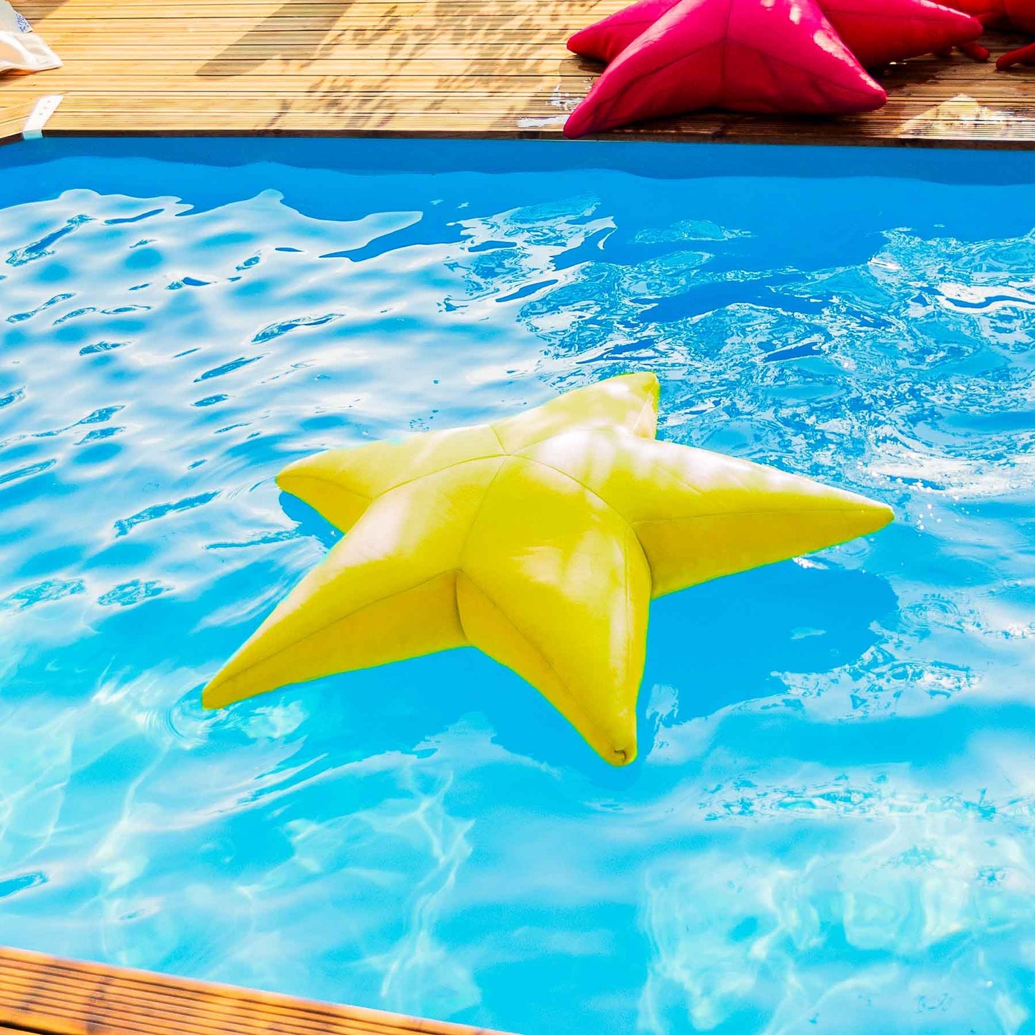 Pool Pouf, Yellow Starfish